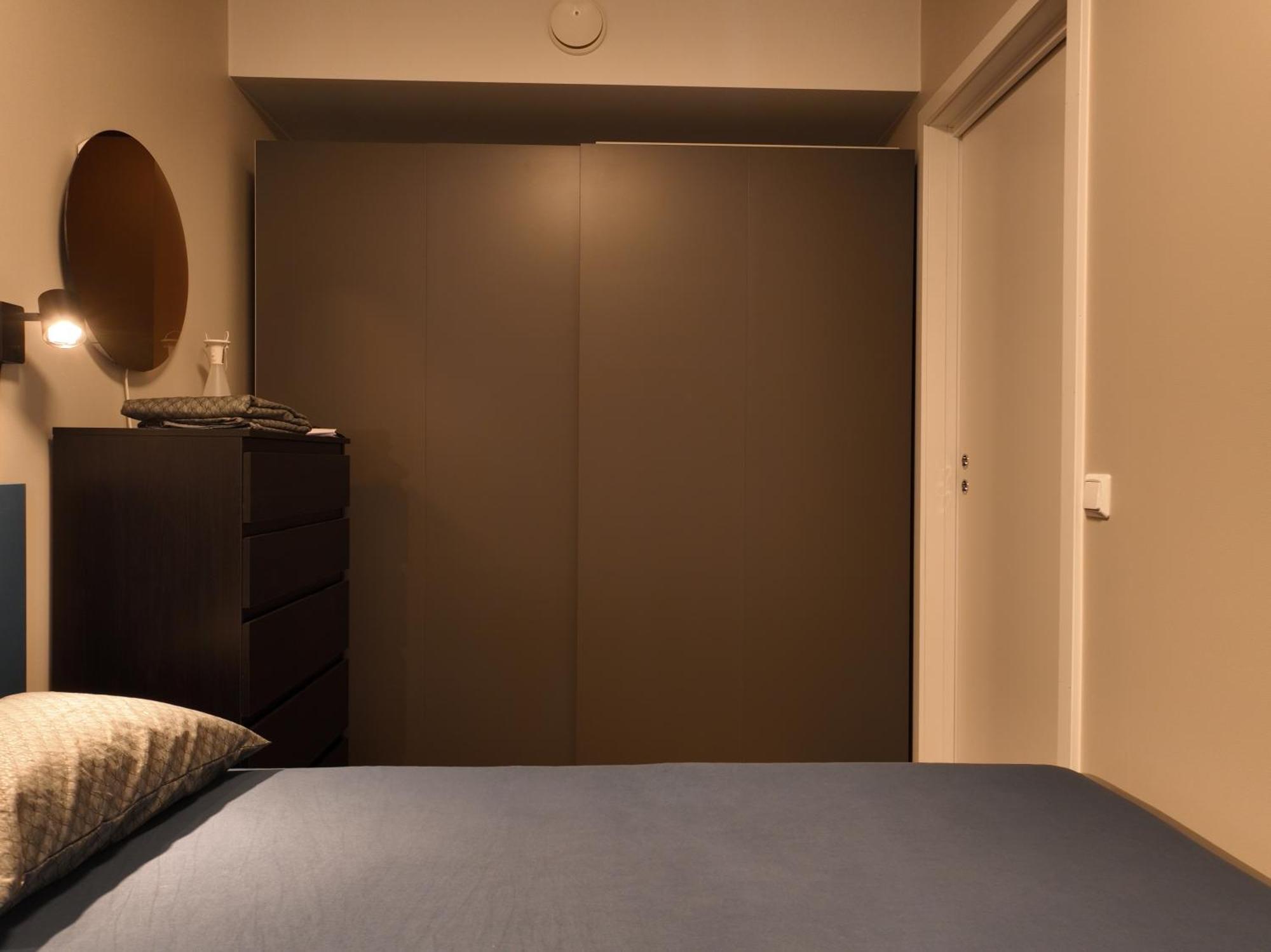 New Modern 2 With 2 Beds & Free Parking