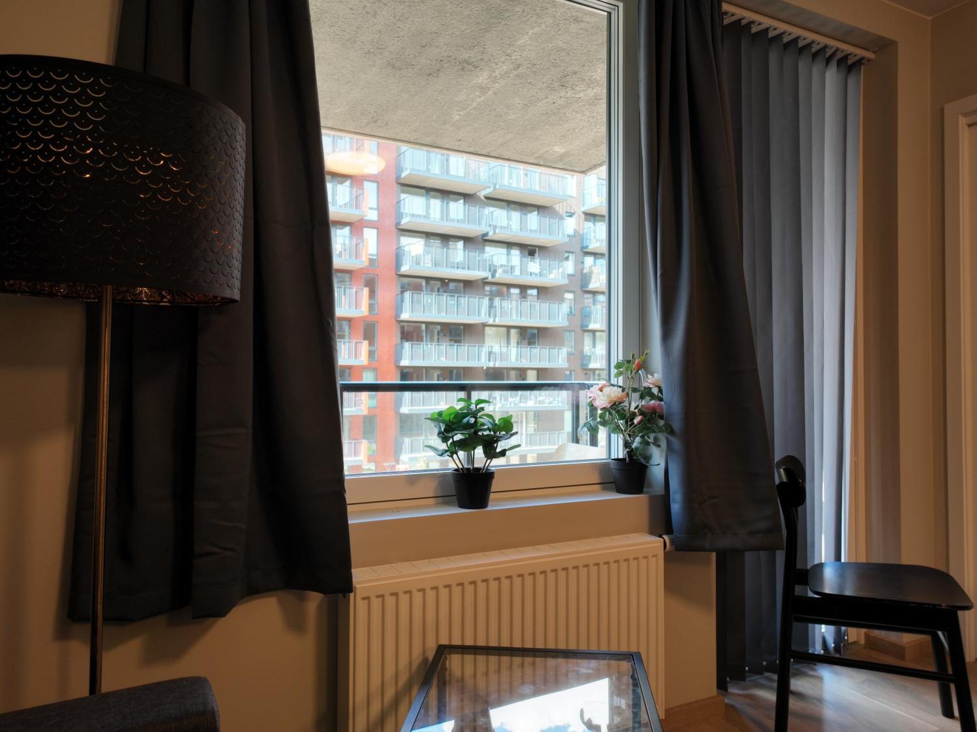 New Modern 2 With 2 Beds & Free Parking * Lorenskog