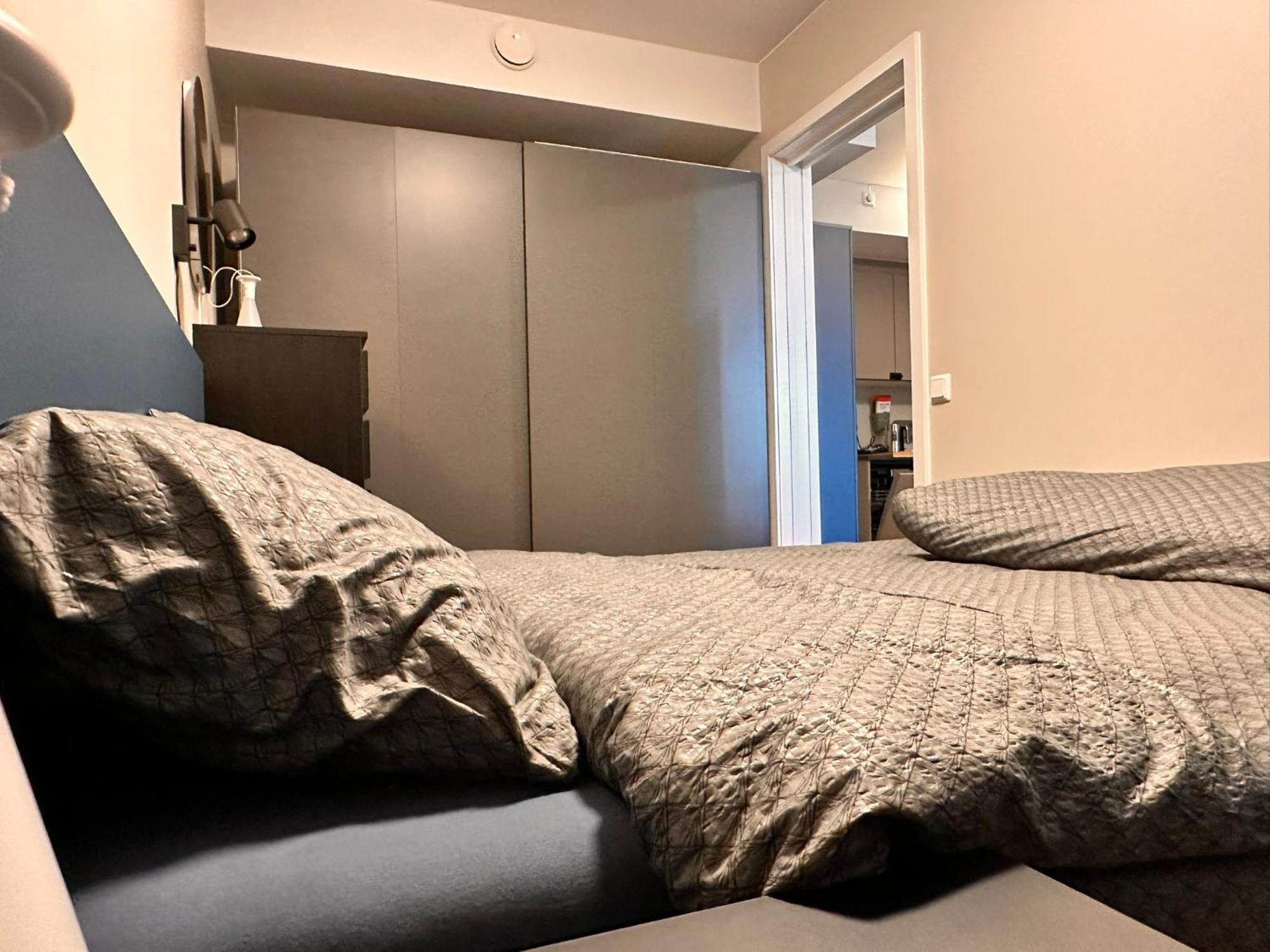 New Modern 2 With 2 Beds & Free Parking Apartment Lorenskog