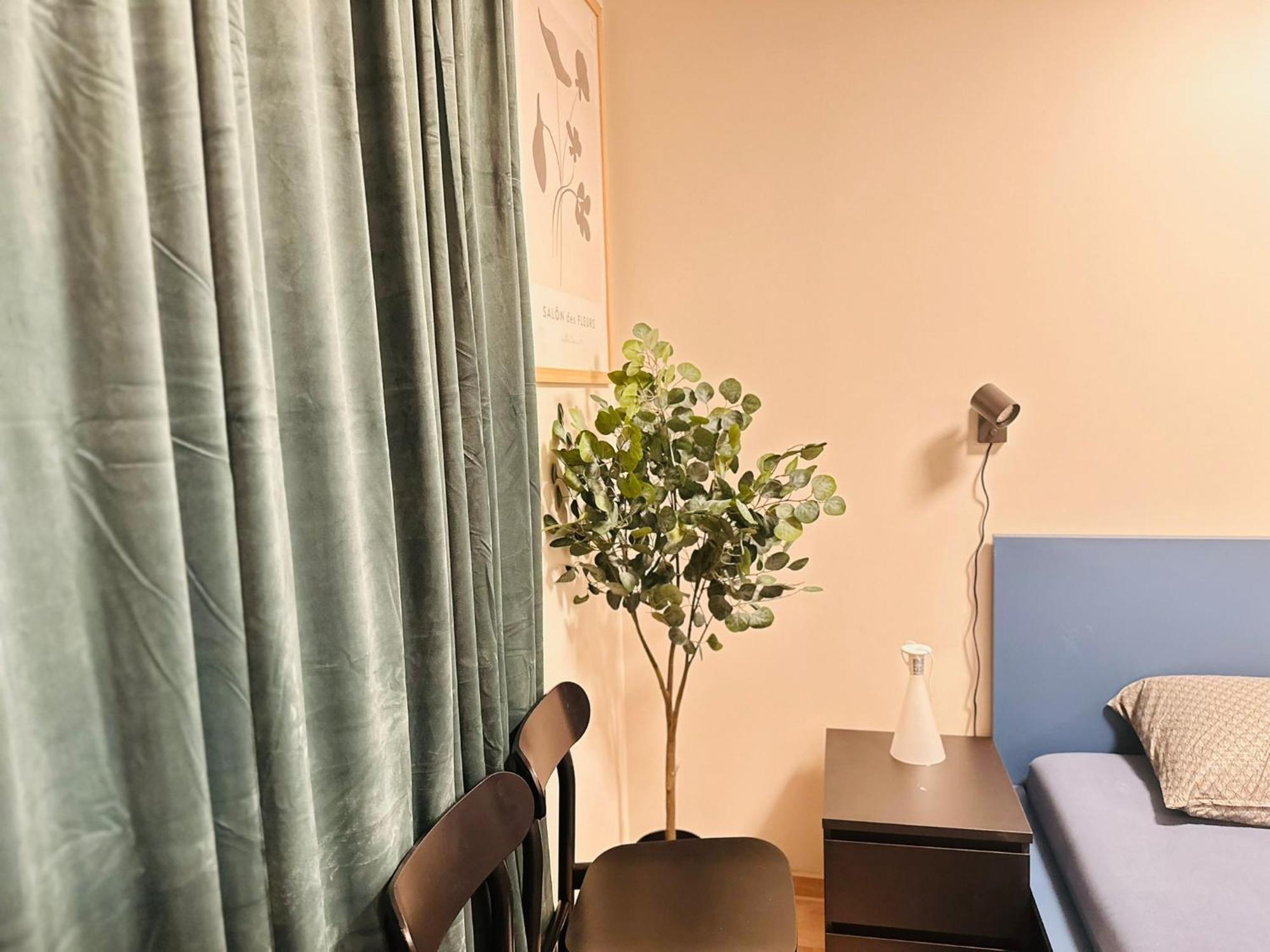 New Modern 2 With 2 Beds & Free Parking Apartment Lorenskog