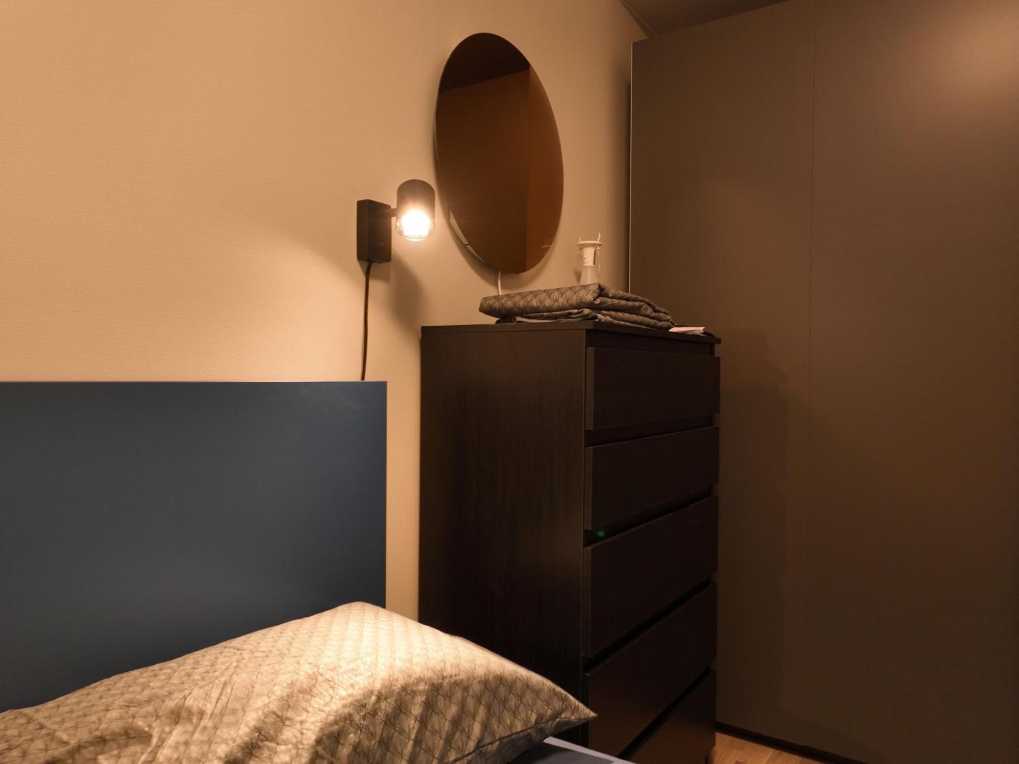 New Modern 2 With 2 Beds & Free Parking Lejlighed *